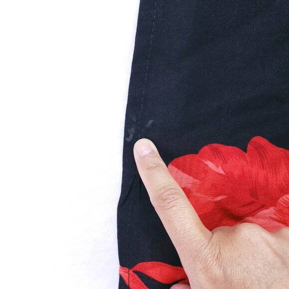 Hibiscus Collection Hawaii Red n Black Split Leg Open Sides Wrap Relaxed Floral - Picture 7 of 16